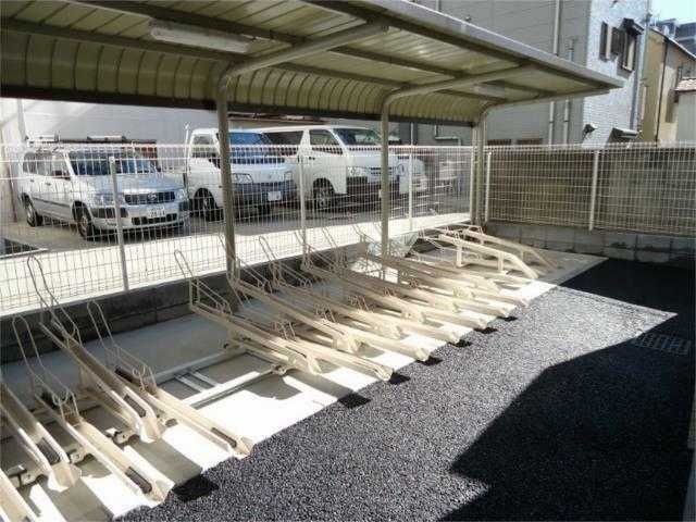 �y���̑��ݔ��z�@