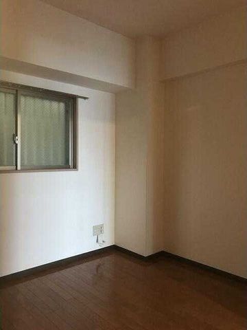 �y���̑��ݔ��z�@