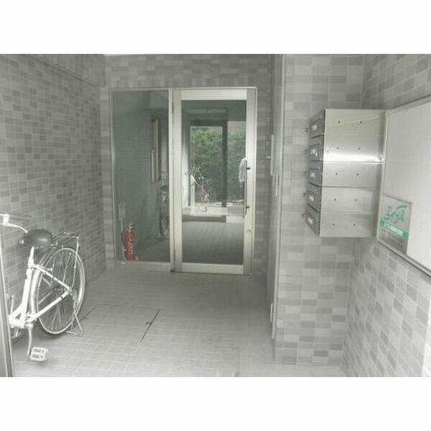 �y�G���g�����X�z�@