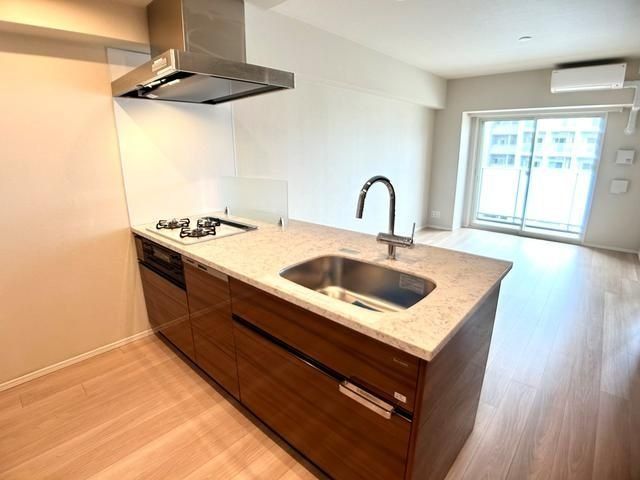 �y�L�b�`���z�@