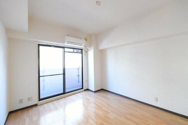 �y���̑������E�X�y�[�X�z�@