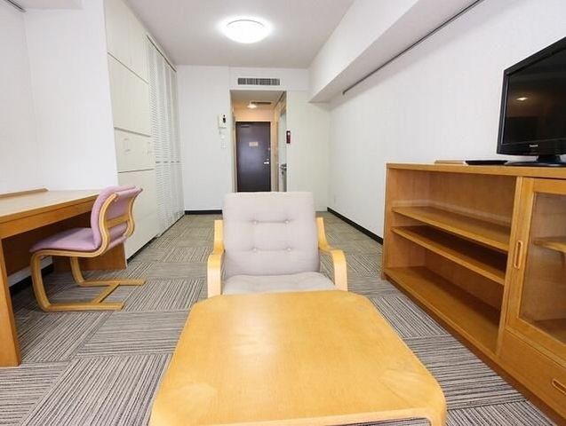 �y���ԁE���r���O�z�@