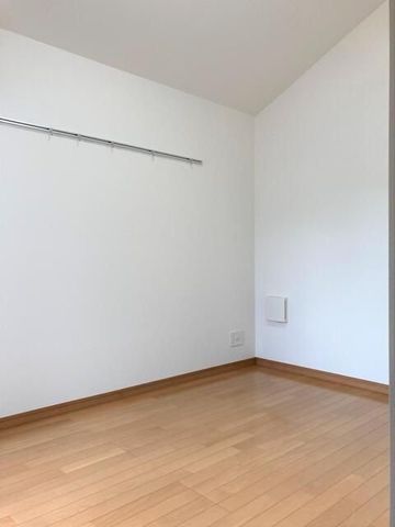 �y���ԁE���r���O�z�@