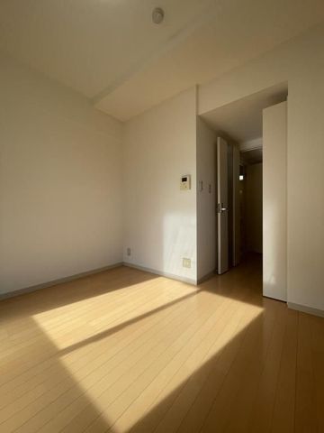 �y���̑������E�X�y�[�X�z�@