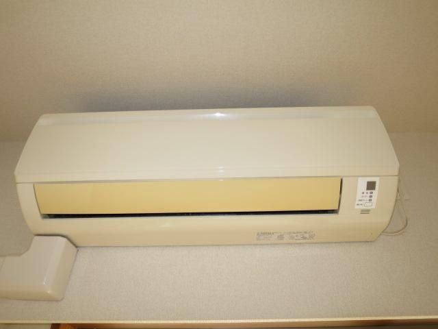 �y���̑��ݔ��z�@