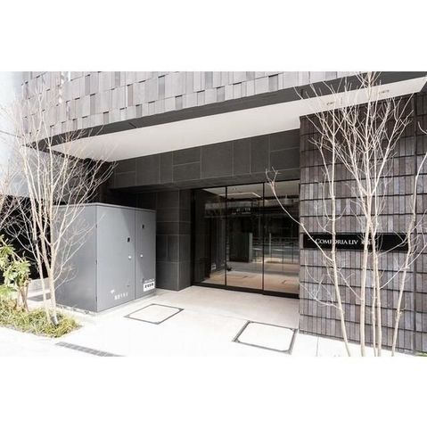 �y�G���g�����X�z�@