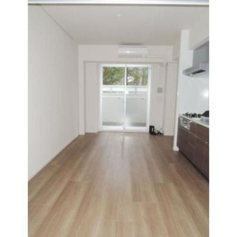 �y���ԁE���r���O�z�@