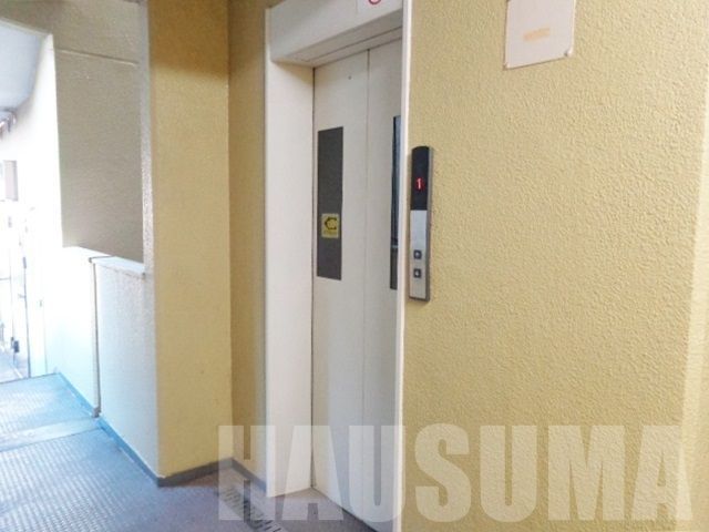 �y���̑��z�@�G���x�[�^�[