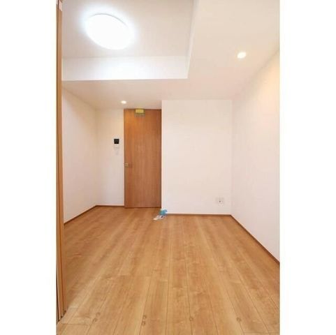 �y���ԁE���r���O�z�@