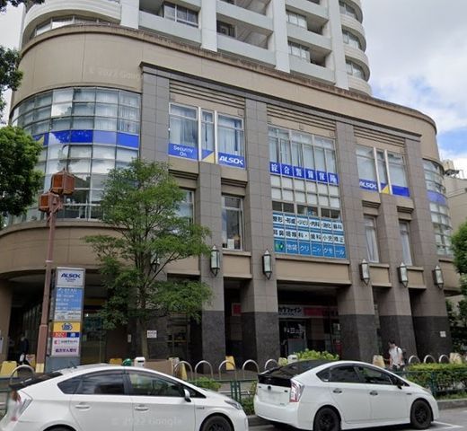 �y���Ӂz�@�R�R�J���t�@�C�����r�ܓX �k��10���B 740m