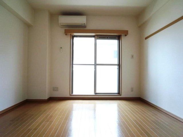 �y���ԁE���r���O�z�@