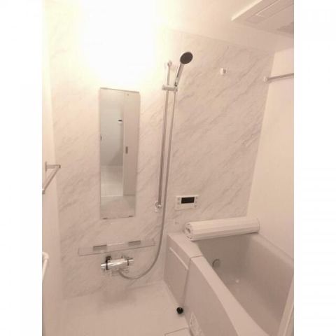 �y�G���g�����X�z�@