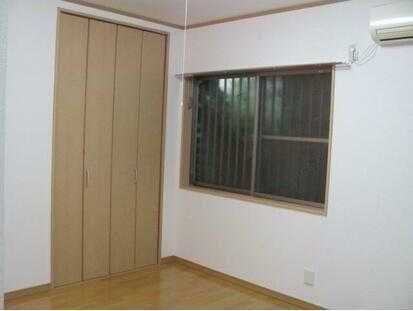 �y���ԁE���r���O�z�@