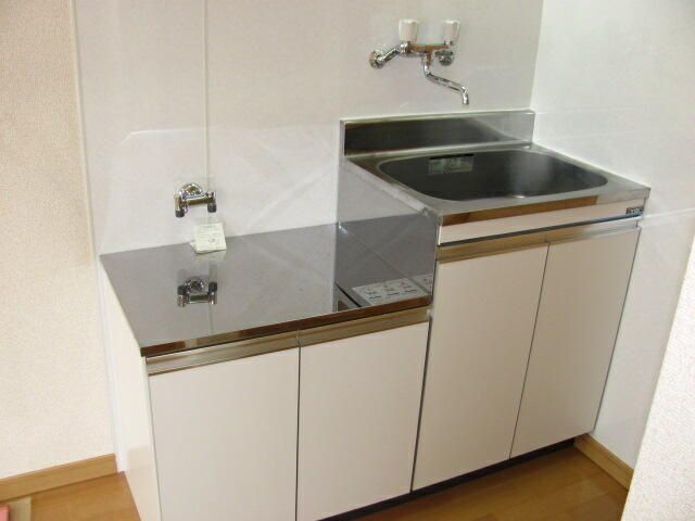 �y�L�b�`���z�@