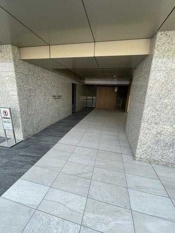 �y�G���g�����X�z�@