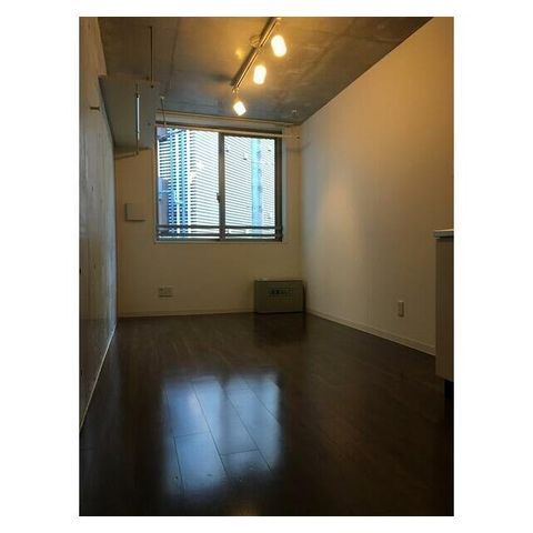 �y���ԁE���r���O�z�@