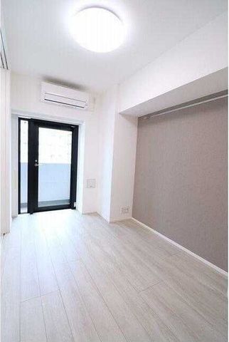 �y���ԁE���r���O�z�@