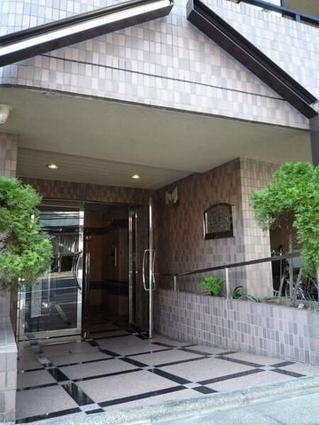 �y�G���g�����X�z�@