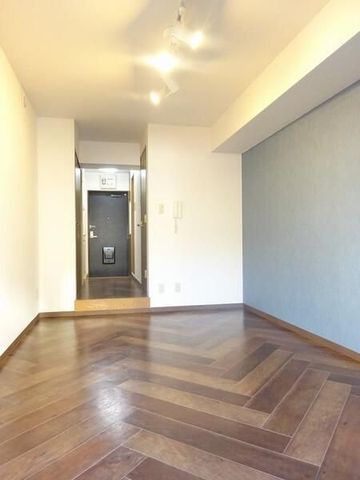 �y���̑������E�X�y�[�X�z�@