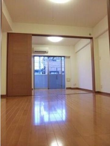 �y���ԁE���r���O�z�@���������Q�l�ʐ^
