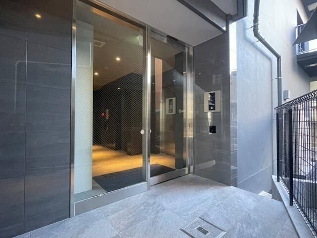 �y�G���g�����X�z�@