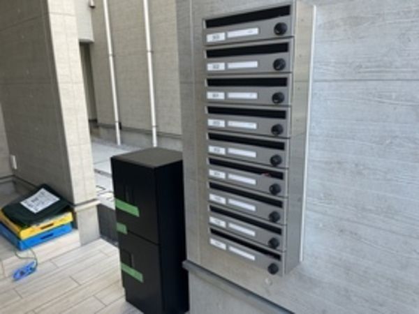 �y�G���g�����X�z�@