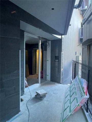 �y�G���g�����X�z�@