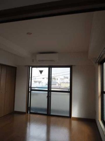 �y�o���R�j�[�z�@