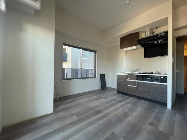 �y���ԁE���r���O�z�@