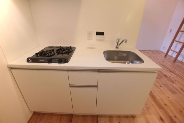 �y�L�b�`���z�@