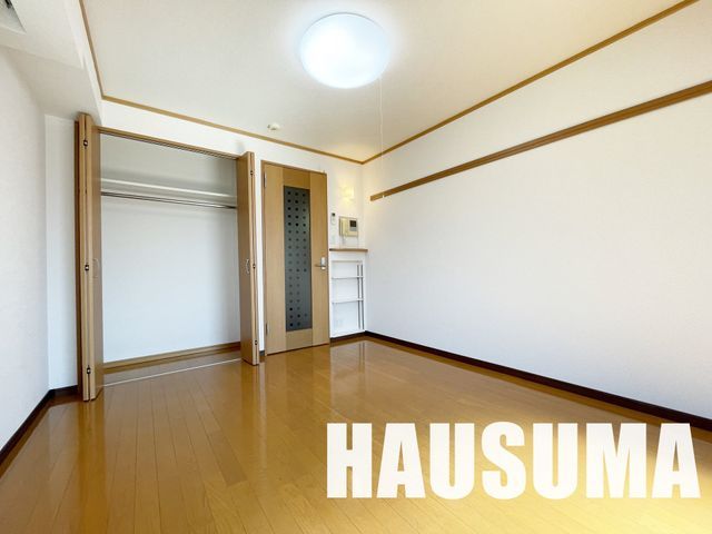 �y�����E���r���O�z�@���r���O/����