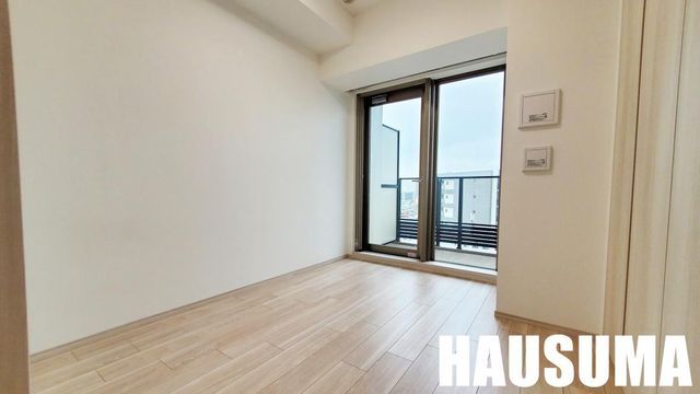 �y���ԁE���r���O�z�@