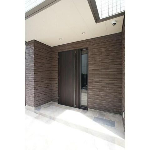 �y�G���g�����X�z�@