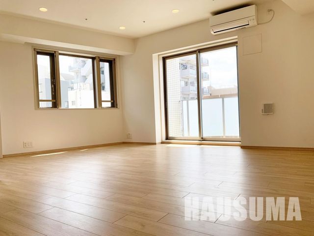 �y���ԁE���r���O�z�@���r���O/����