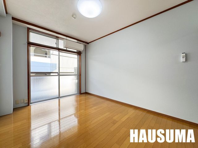 �y���ԁE���r���O�z�@���r���O/����