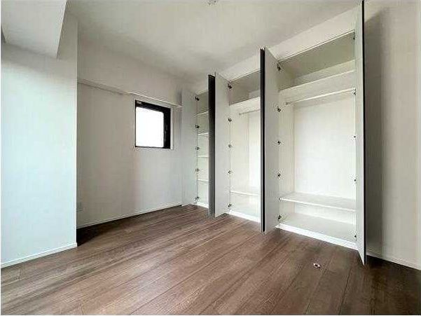 �y���̑��ݔ��z�@