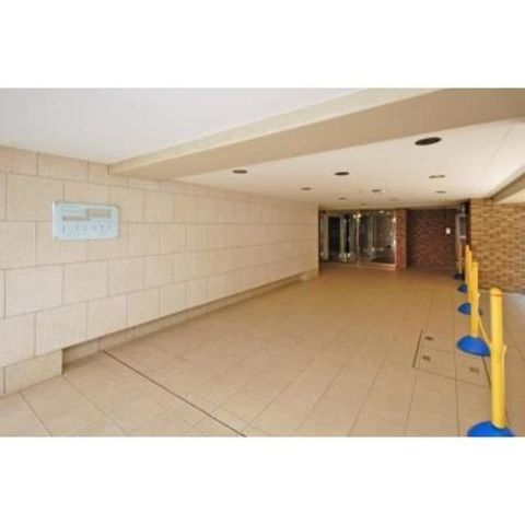 �y�G���g�����X�z�@