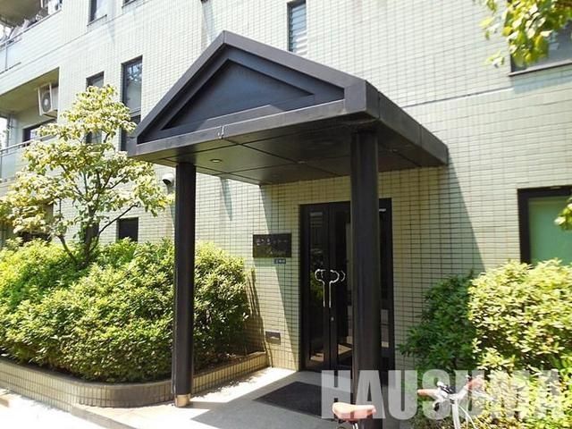 �y�G���g�����X�z�@