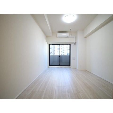 �y���ԁE���r���O�z�@