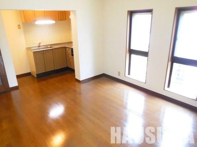 �y���ԁE���r���O�z�@���������Q�Ǝʐ^��