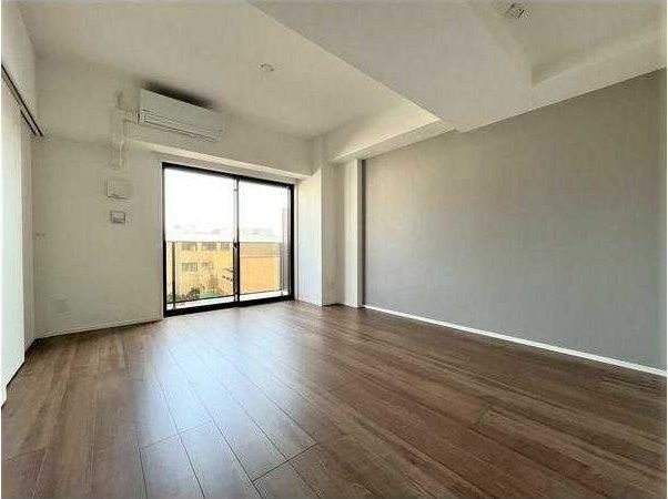 �y���ԁE���r���O�z�@