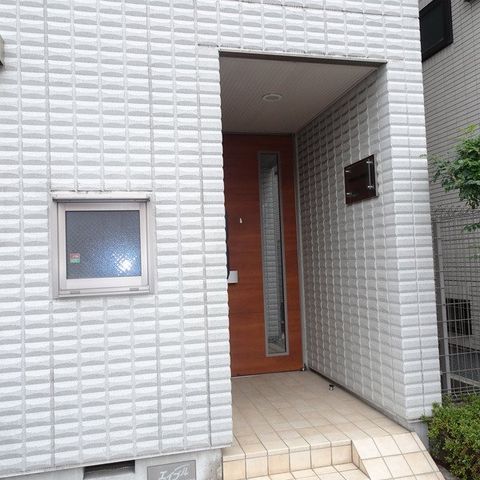 �y�G���g�����X�z�@