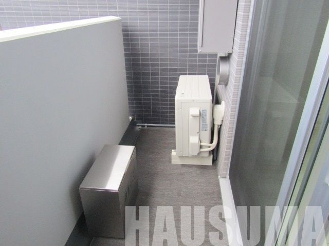 �y���̑��ݔ��z�@�o���R�j�[