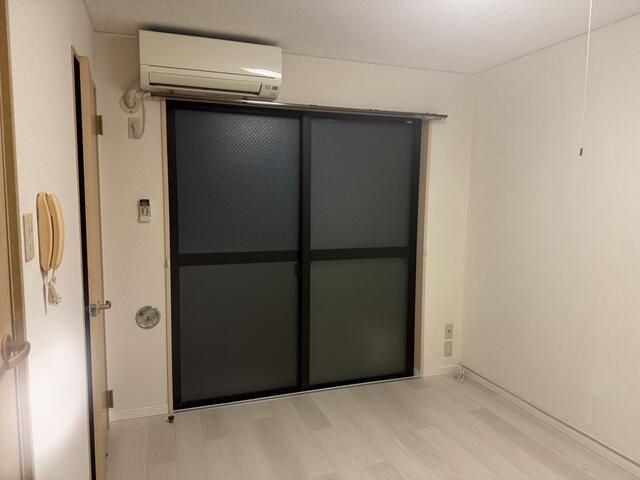 �y���ԁE���r���O�z�@