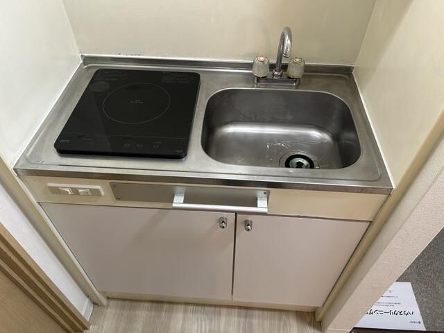 �y�L�b�`���z�@