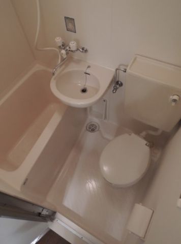 �y�o�X�z�@3�_���j�b�g�o�X