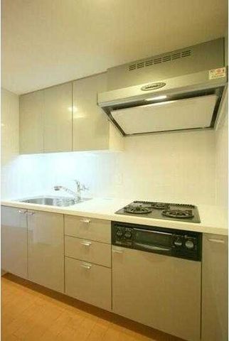 �y�L�b�`���z�@