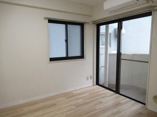 �y���̑������E�X�y�[�X�z�@