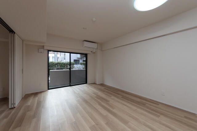 �y���̑������E�X�y�[�X�z�@