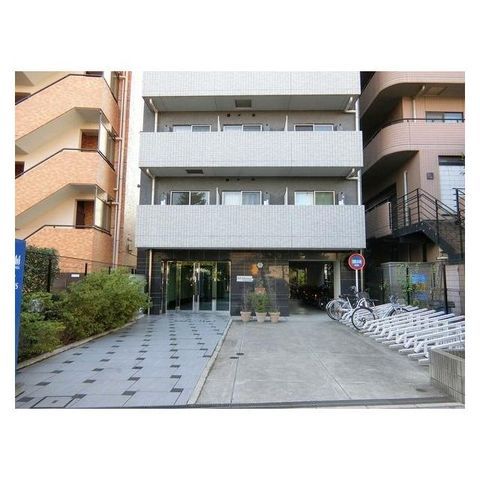 �y�G���g�����X�z�@